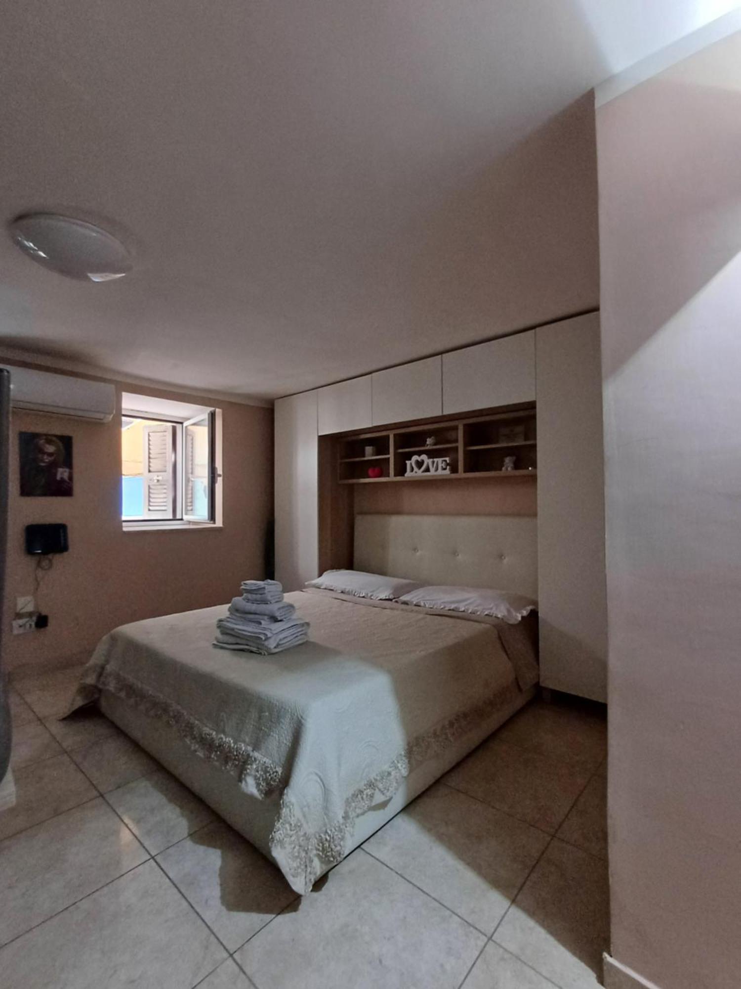 Masaniello'S House Apartment Napoli Ngoại thất bức ảnh